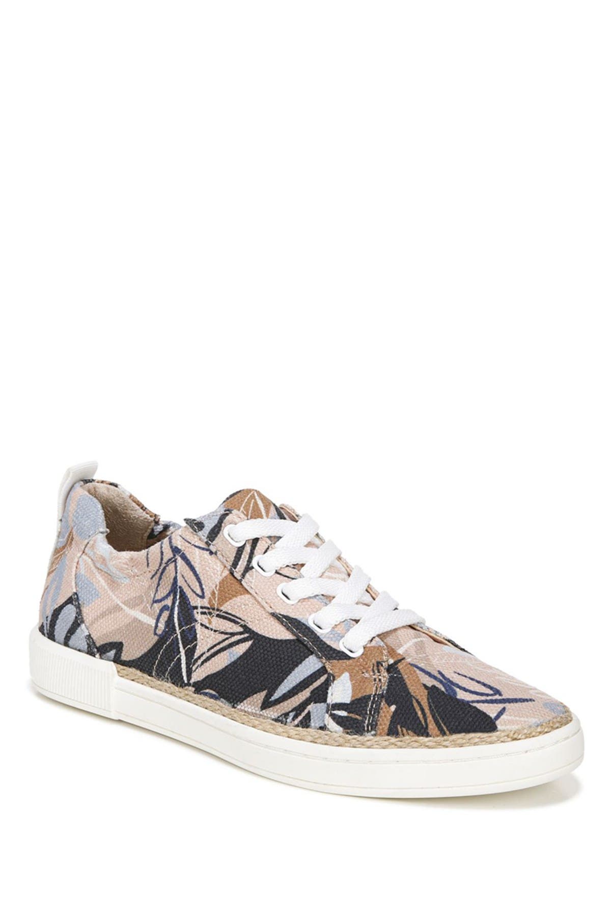 naturalizer sneakers wide
