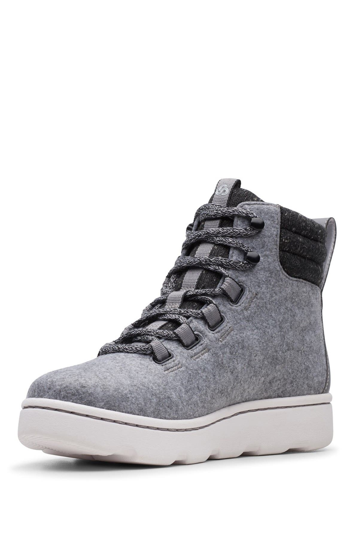 clarks step explore hi