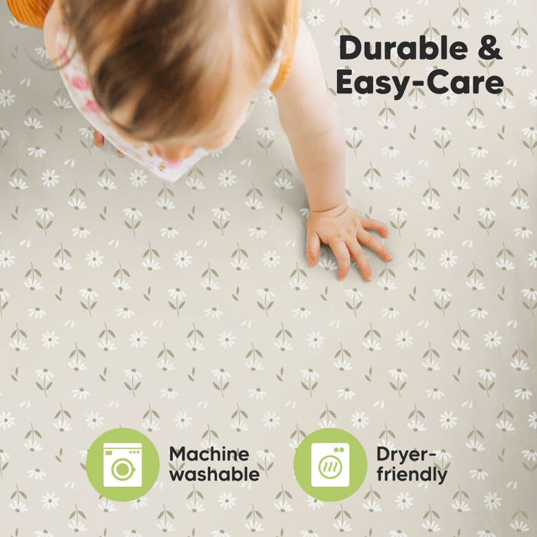 Keababies Soothe Fitted Mini Crib Sheet In Daisies