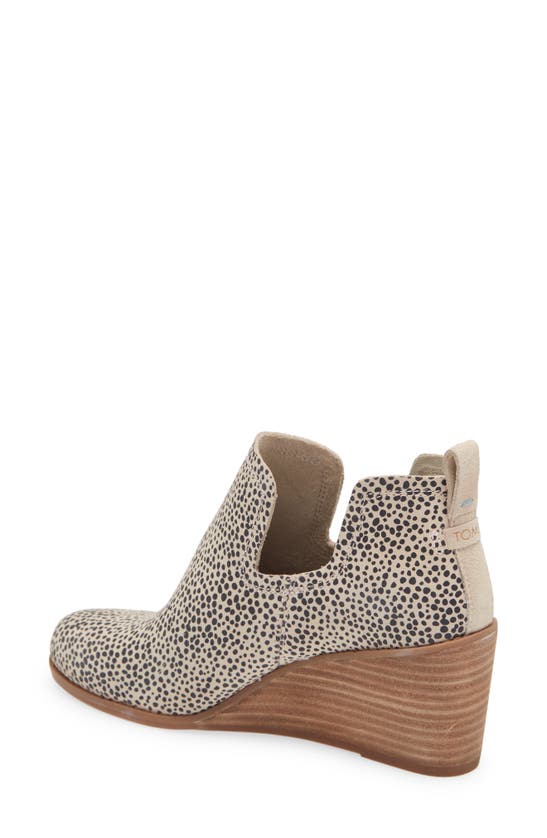 Toms Kallie Womens Suede Cut-out Ankle Boots In Natural