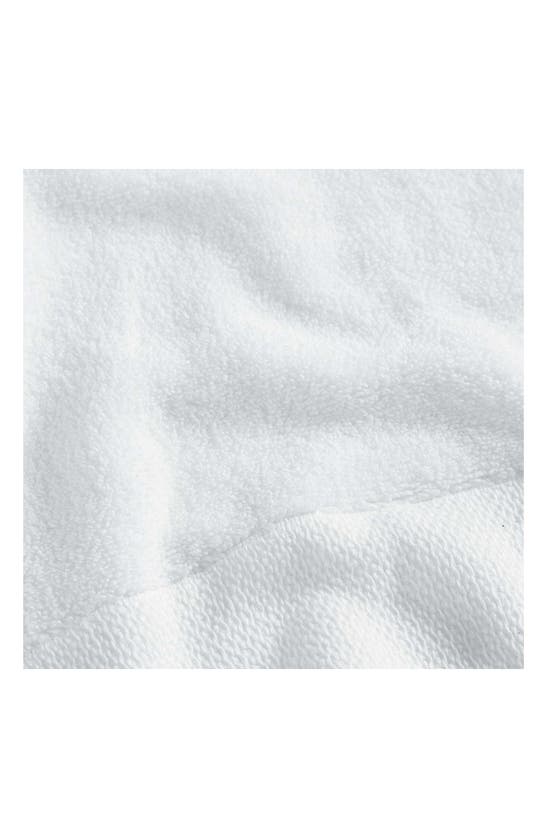 Shop Calvin Klein Entwine 3-piece Towel Set In White