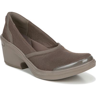 Bzees Treasure Pump- Brown
