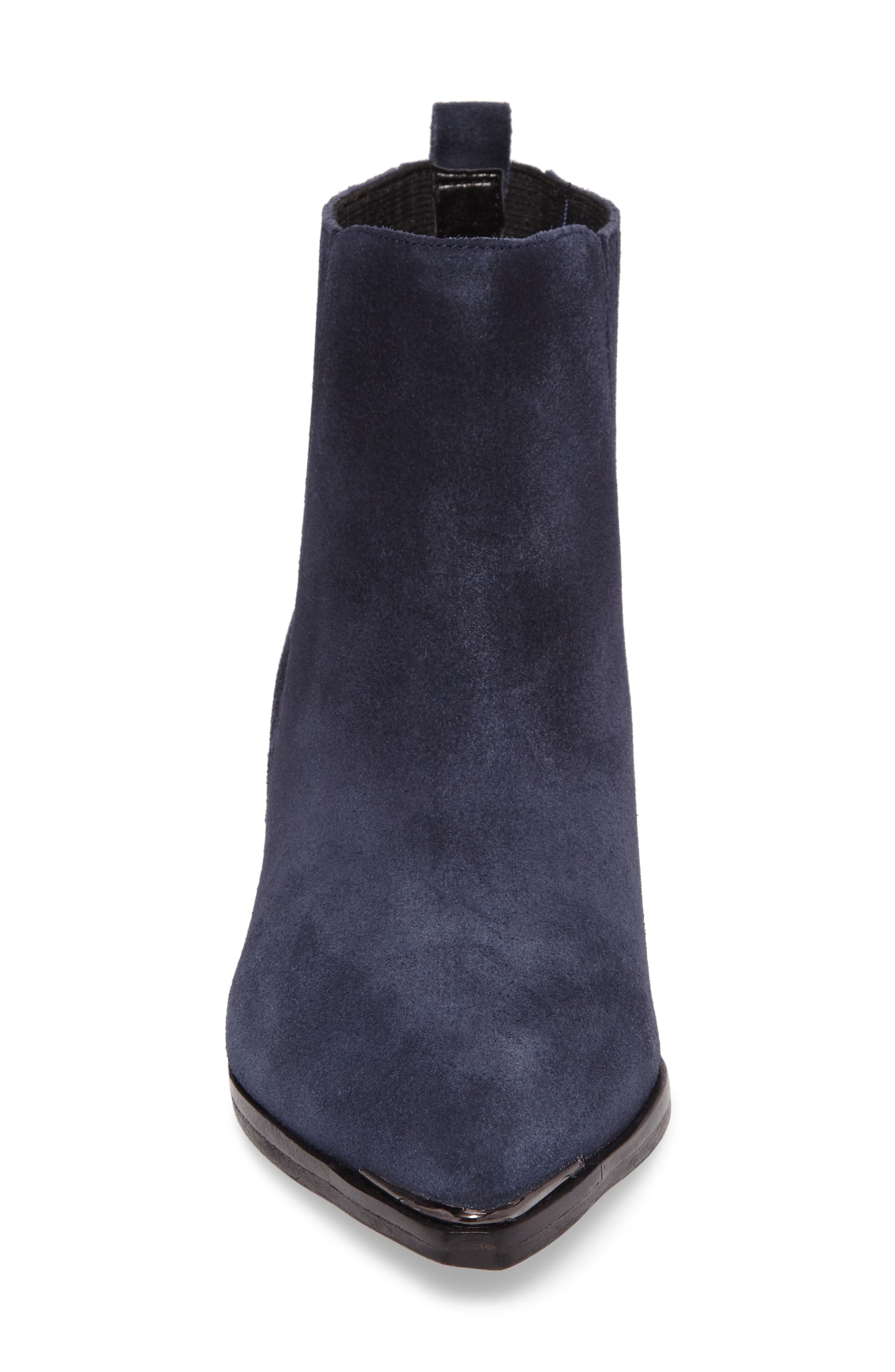 yommi chelsea bootie