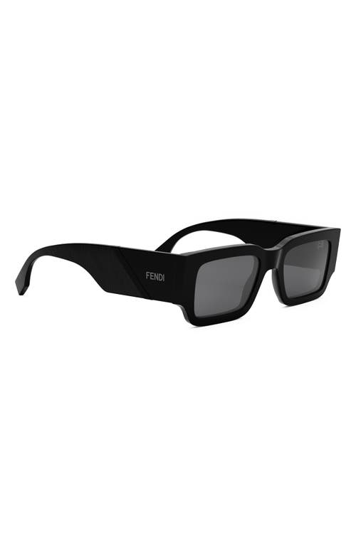 Fendi Logo Sunglasses In Shiny Black/smoke
