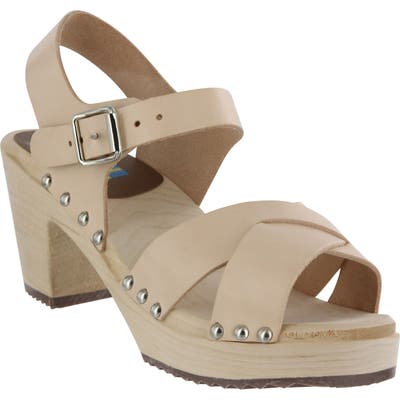 Mia Gertrude Platform Sandal, Brown