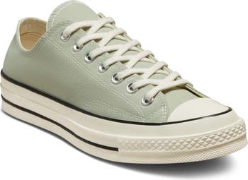 Chuck Taylor All Star Unisex Low Top Shoe.