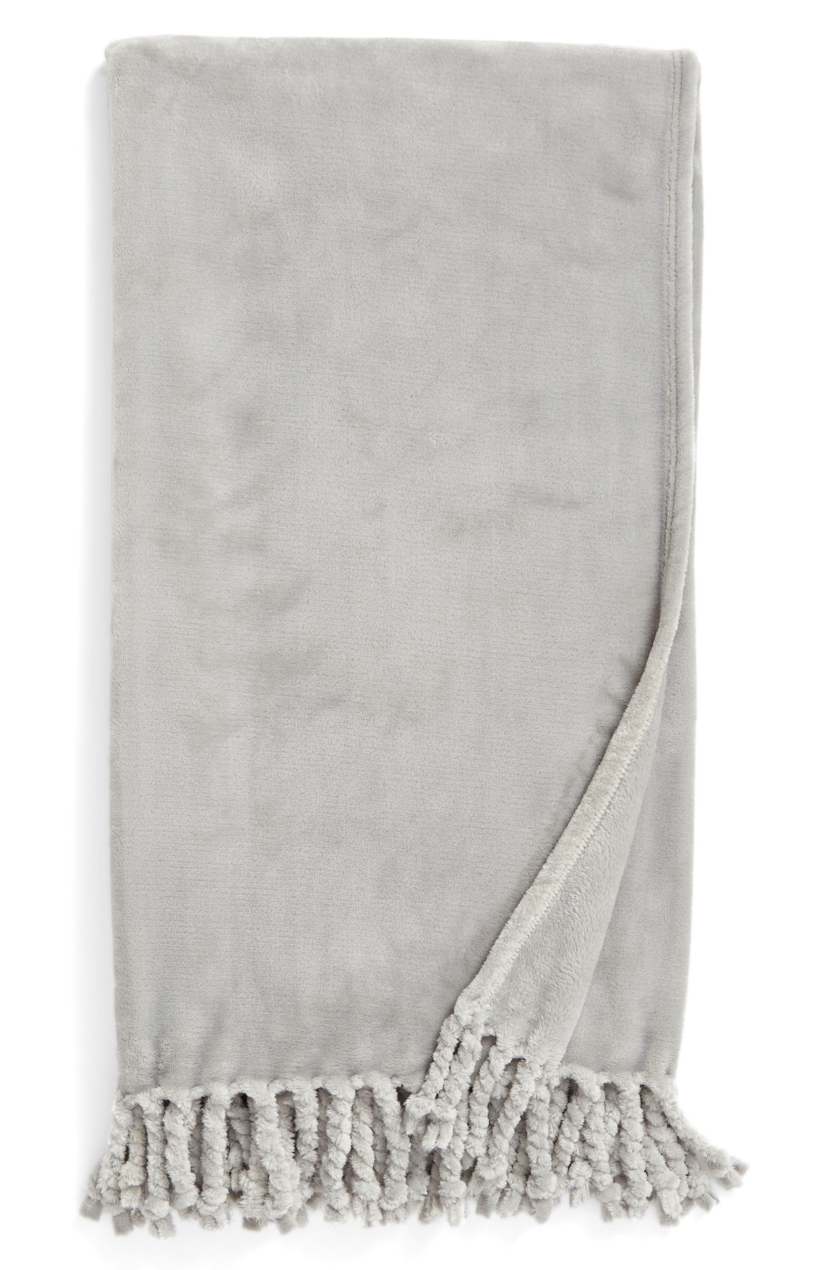 NORDSTROM AT HOME,
                            Kennebunk Bliss Plush Throw,
                            Alternate thumbnail 402, color,
                            020