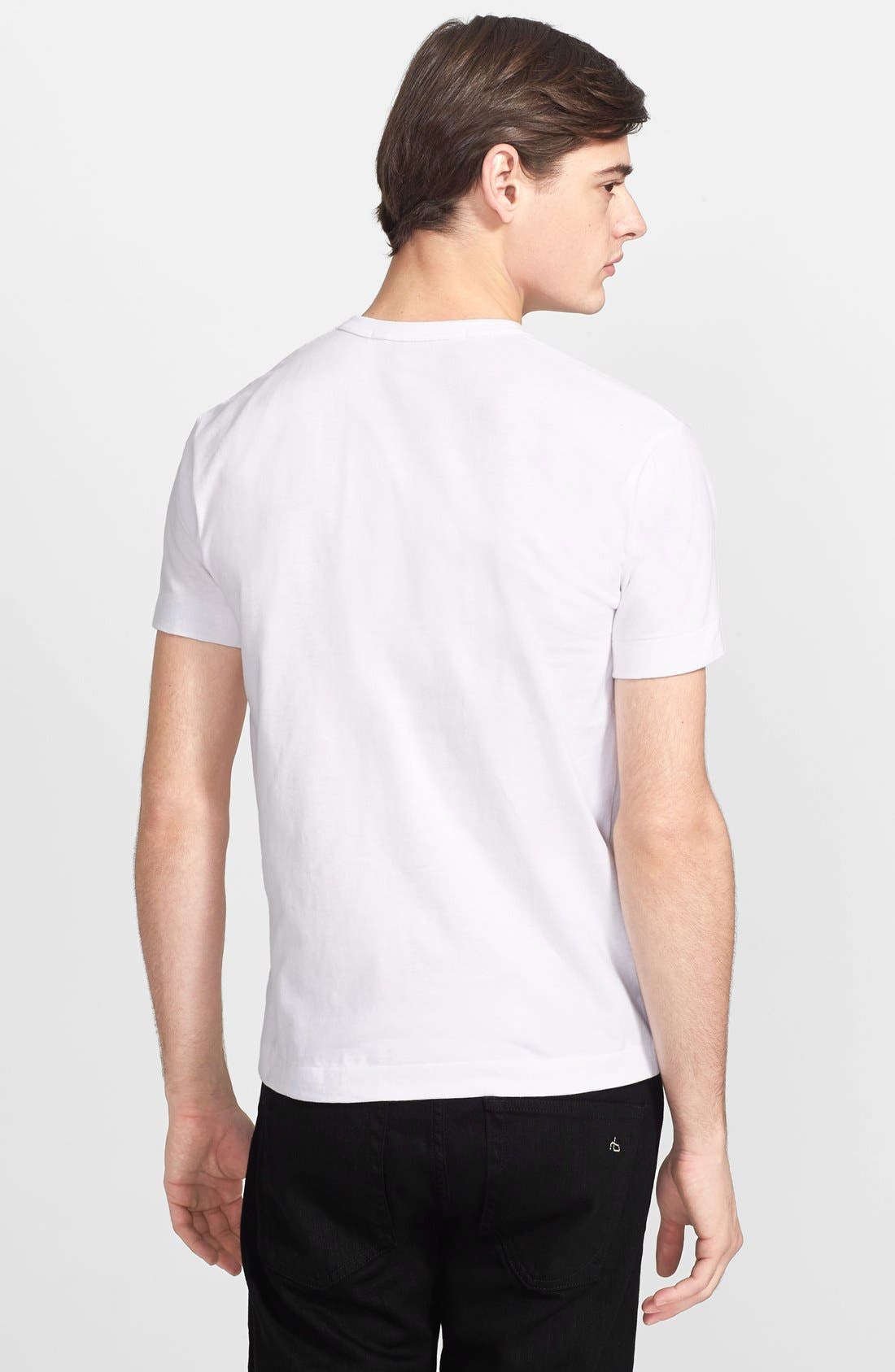 PLAY Heart Graphic Tee 
