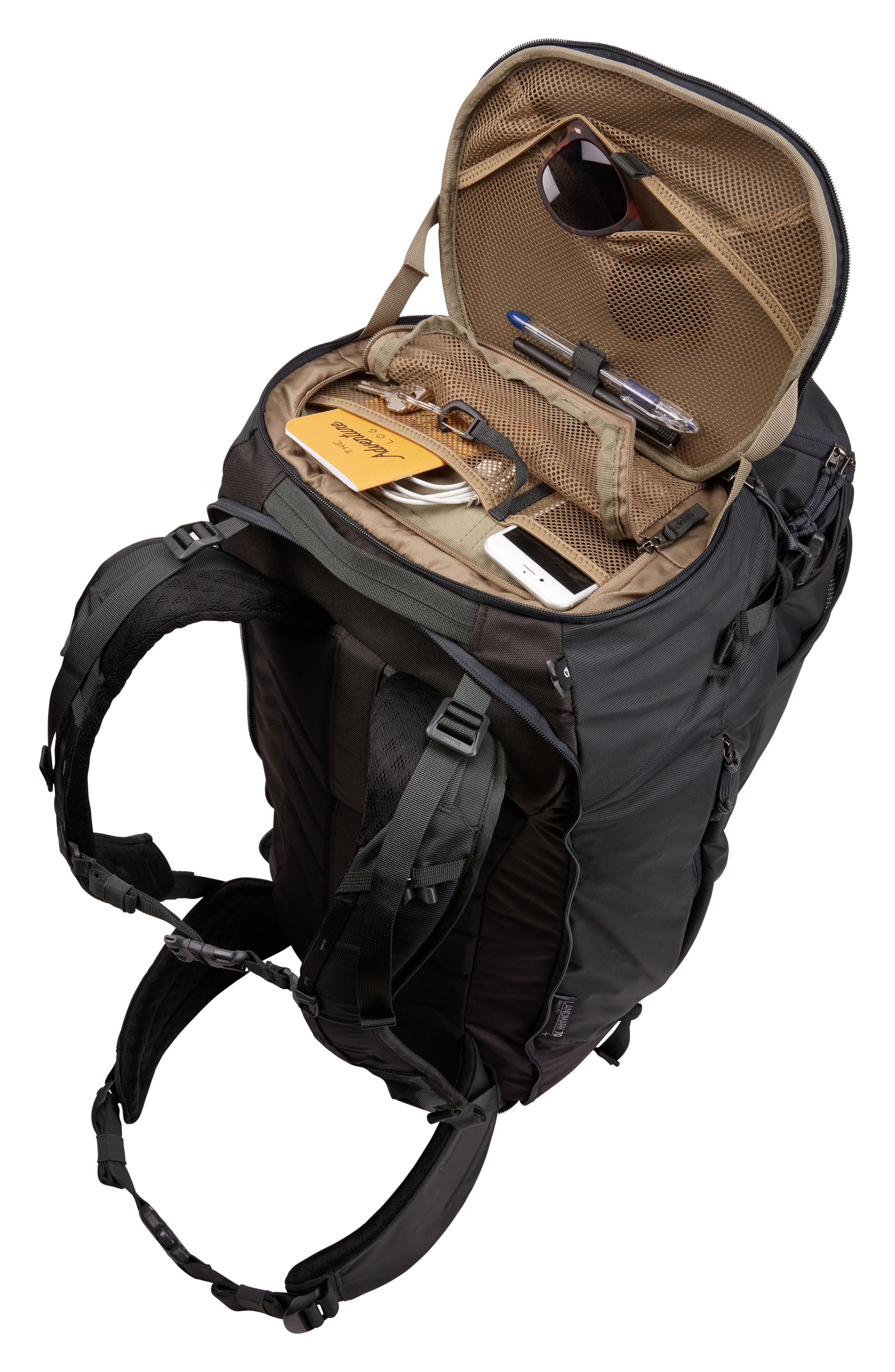 thule landmark backpack