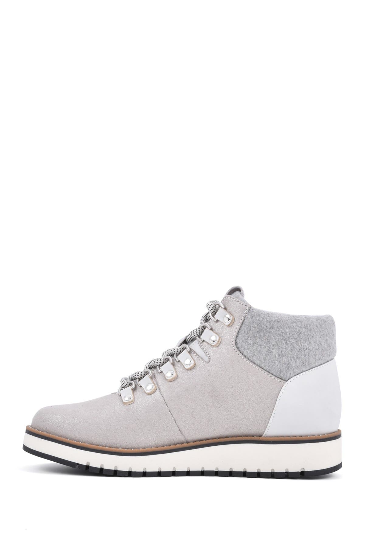 white mountain clifton bootie