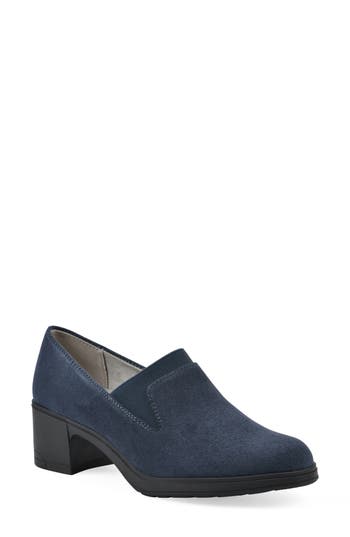 Cliffs By White Mountain Women's Hunton Shooties In Navy Suedette