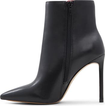 yendira pointy toe booties