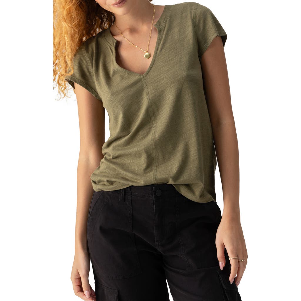 Sanctuary The New Girl Tee In Burnt Olive
