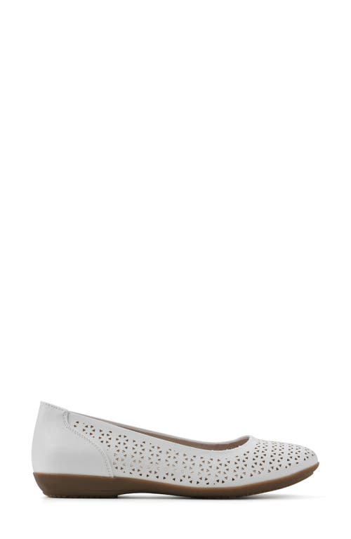 Cliffs By White Mountain Cindy Flat In White Burnished Smooth