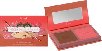 Benefit Cosmetics - WANDERful World Blush Collection packaging