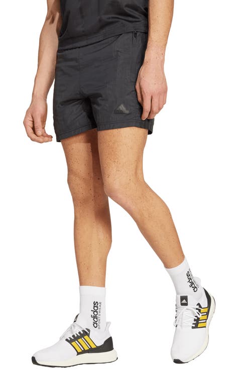 Sportswear Tiro Woven Shorts in Black