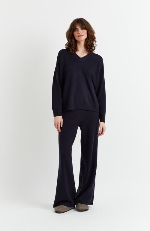 Chinti & Parker Pure Cashmere Relaxed V-neck Sweater In Navy