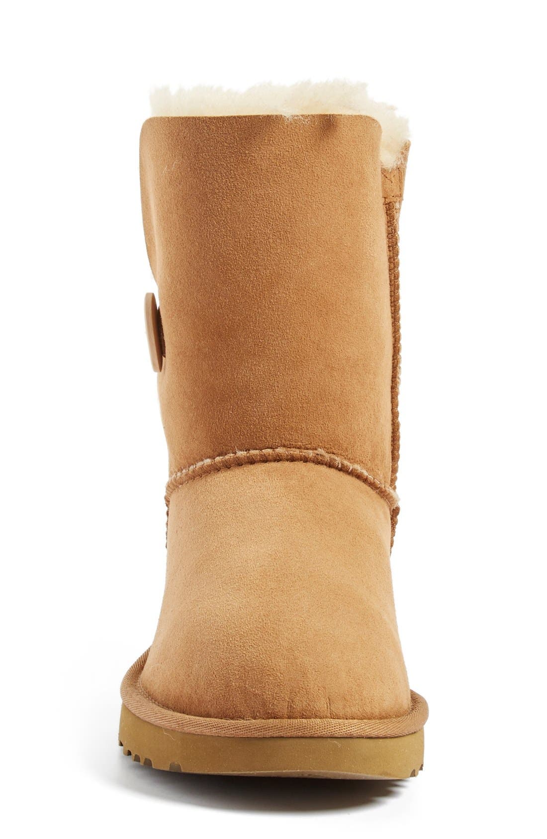 ugg color chestnut