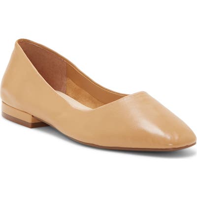 Enzo Angiolini Lydian Skimmer Flat, Beige