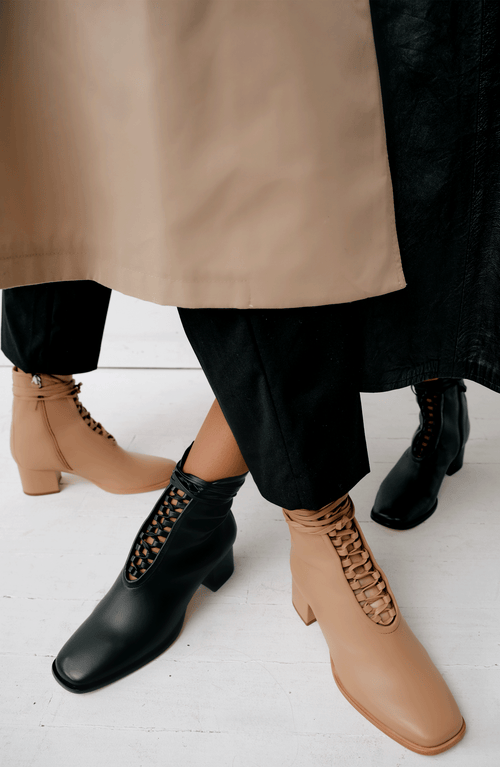 Daniella Shevel Willow Boot In Black