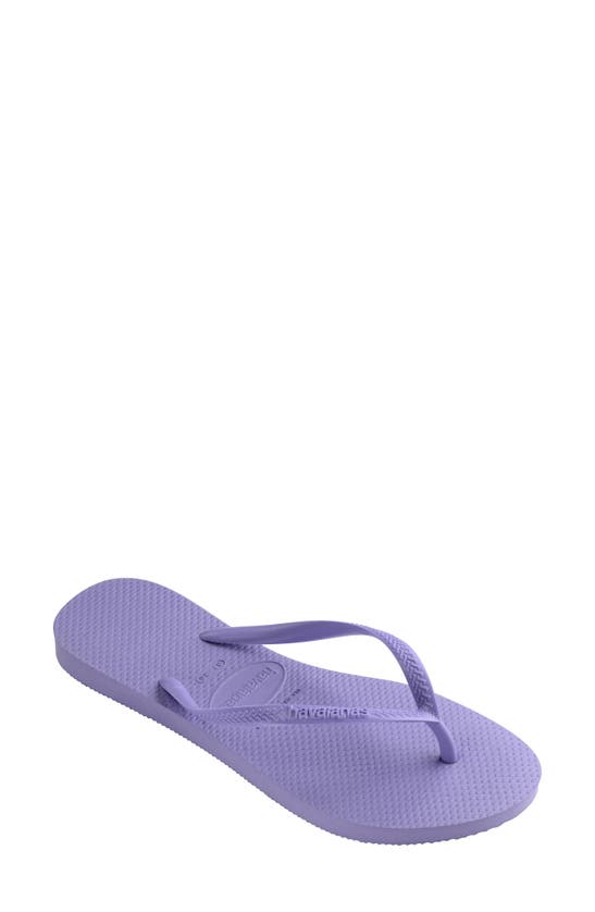 Havaianas Slim Flip Flop In Purple Paisley