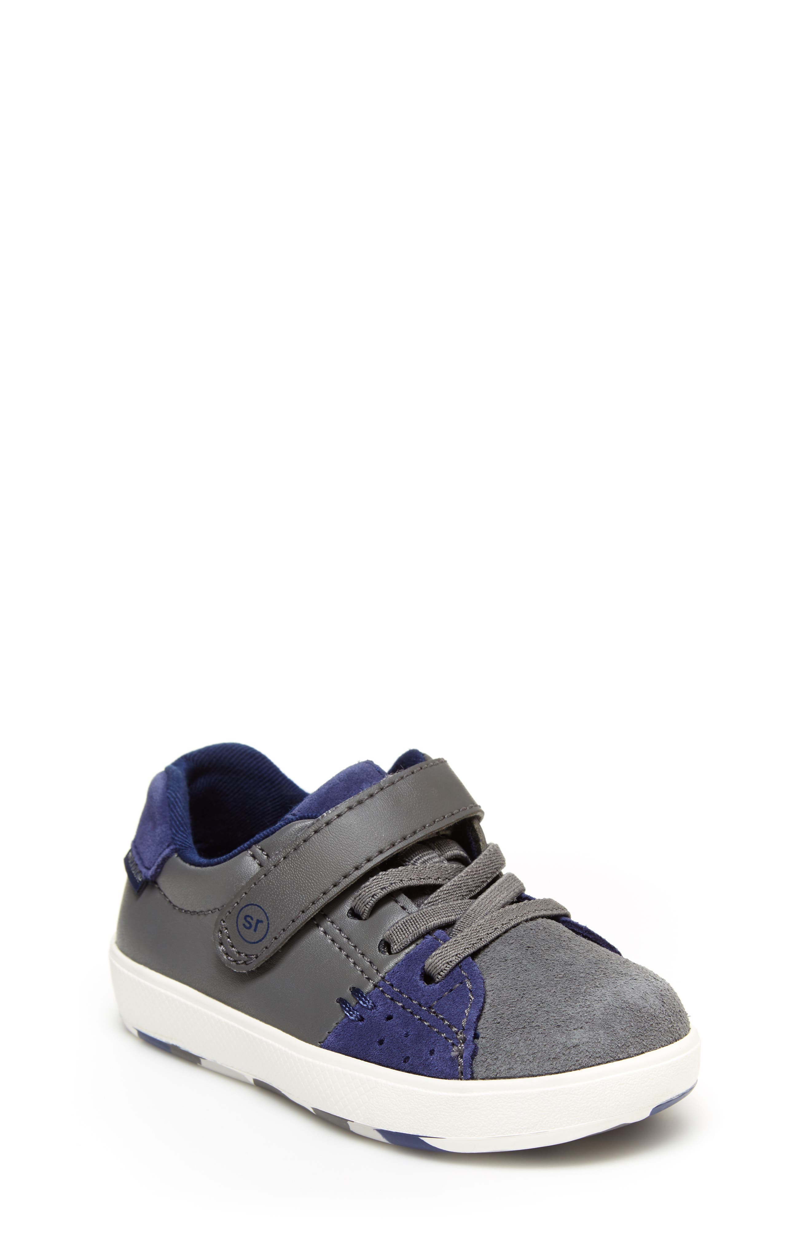 stride rite play shoes