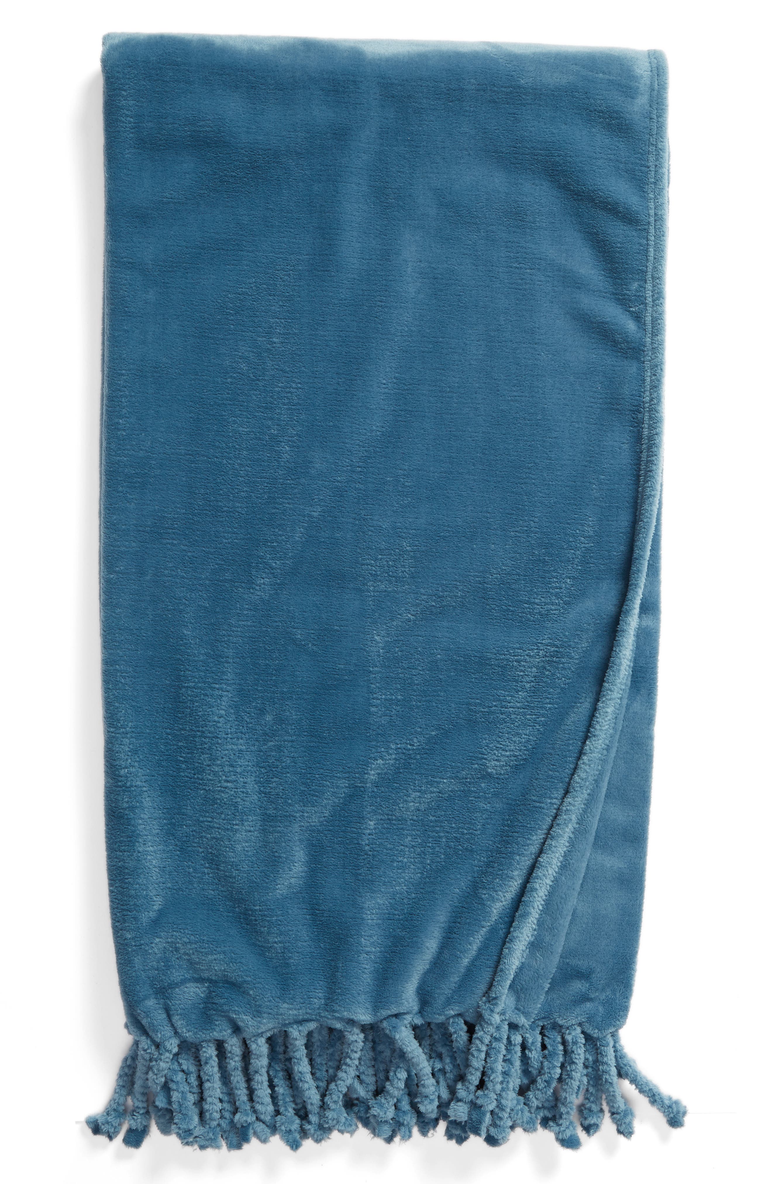 NORDSTROM AT HOME,
                            Kennebunk Bliss Plush Throw,
                            Main thumbnail 594, color,
                            444