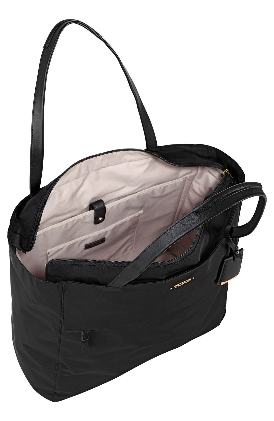 tumi voyageur m tote sale