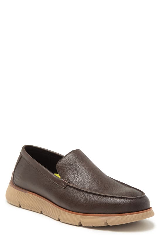 Skechers Ossie Loafer In Chocolate