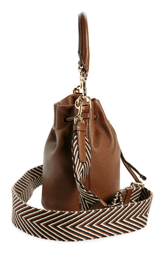 Shop Marc Jacobs Leather Bucket Bag In Cognac