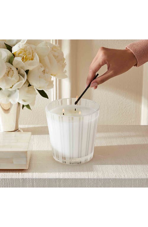 Nest New York Linen 3-wick Candle In No Color
