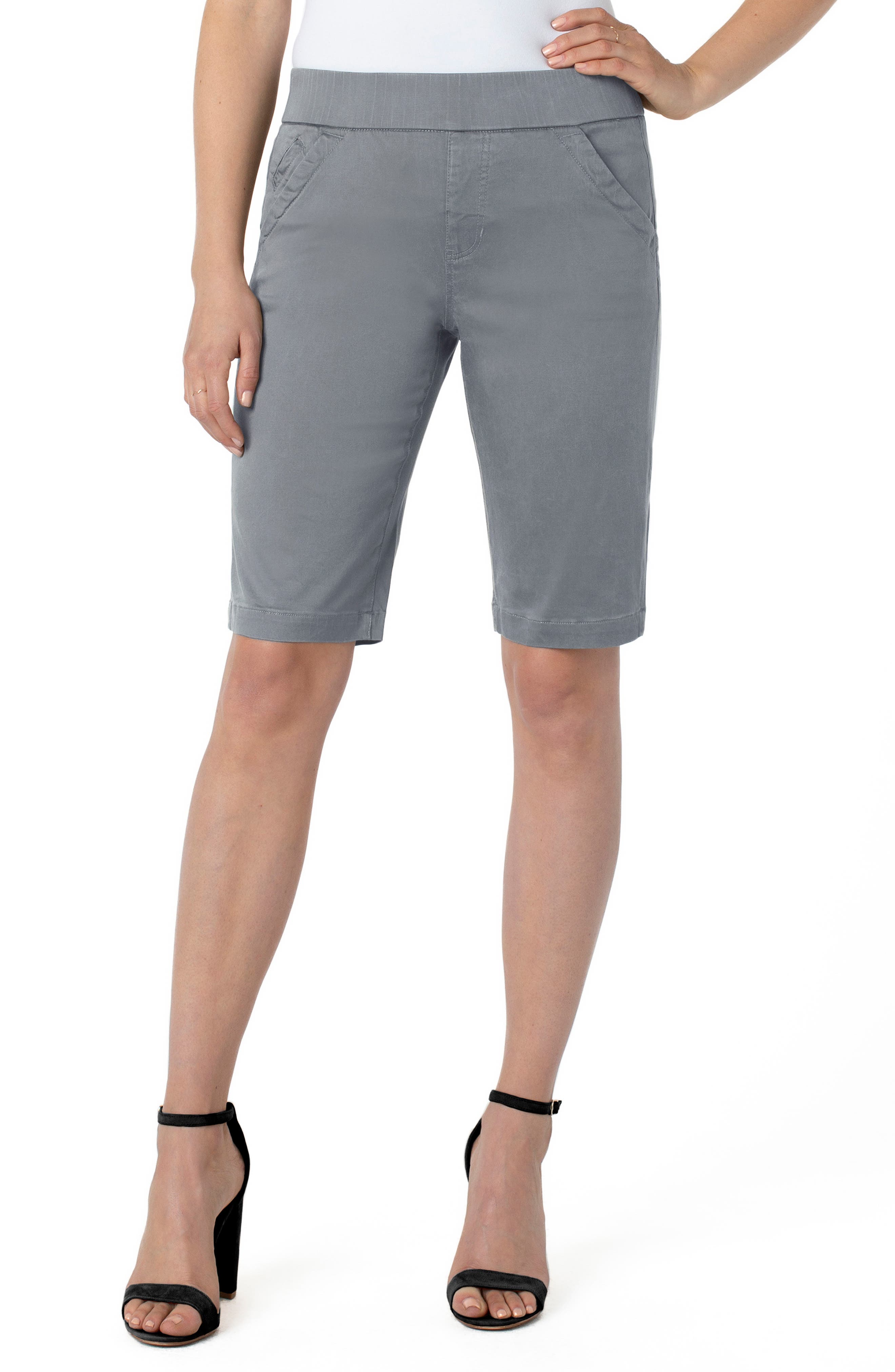 White Twinset Synthetic Shorts & Bermuda Shorts in Ivory Womens Clothing Shorts Knee-length shorts and long shorts 
