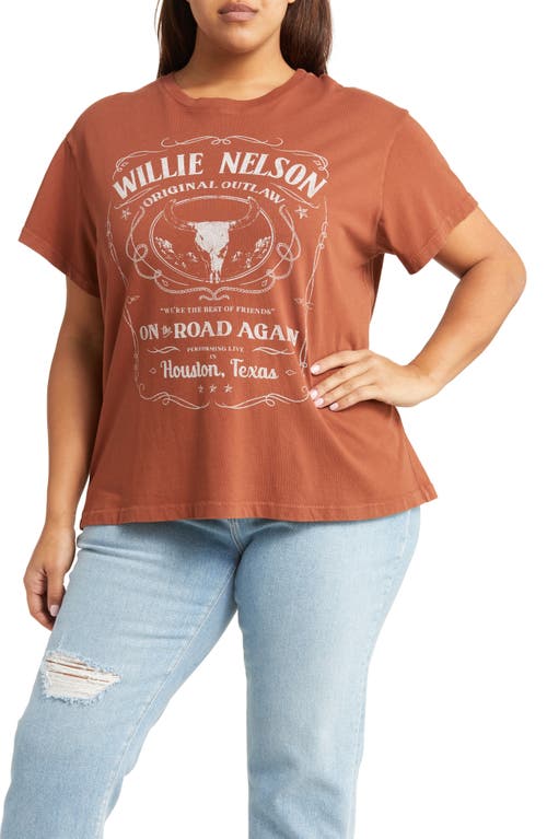 Daydreamer Willie Nelson Cotton Graphic Tee in Sable