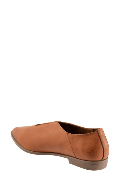 Bueno Berkley Pointed Toe Loafer In Dark Tan