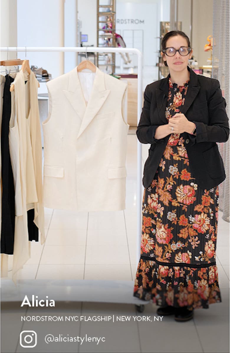 Sleeveless Linen Blend Car Blazer, sales video thumbnail