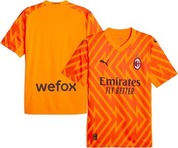 Valencia cheap goalkeeper kit