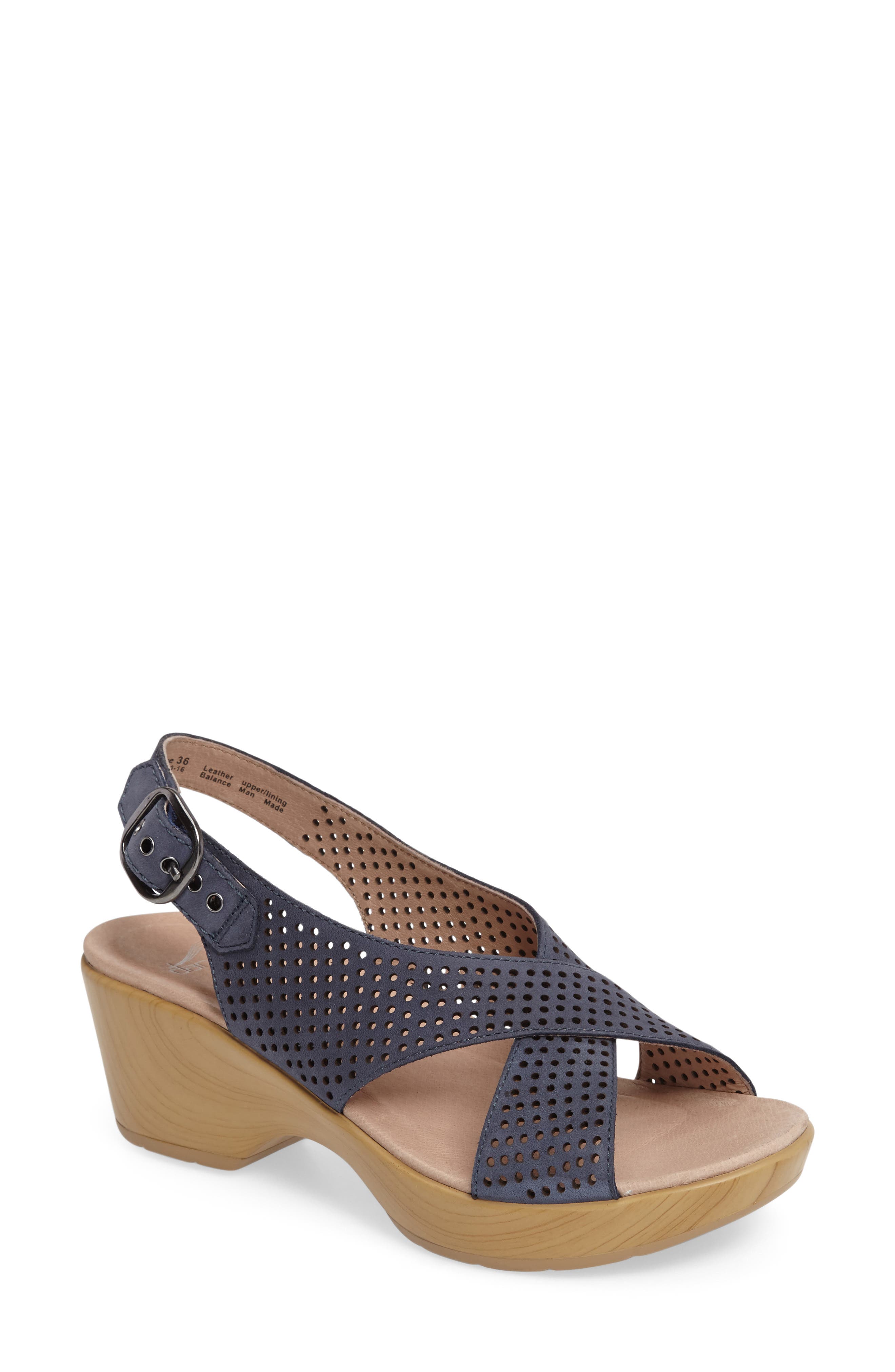 flite chappal image