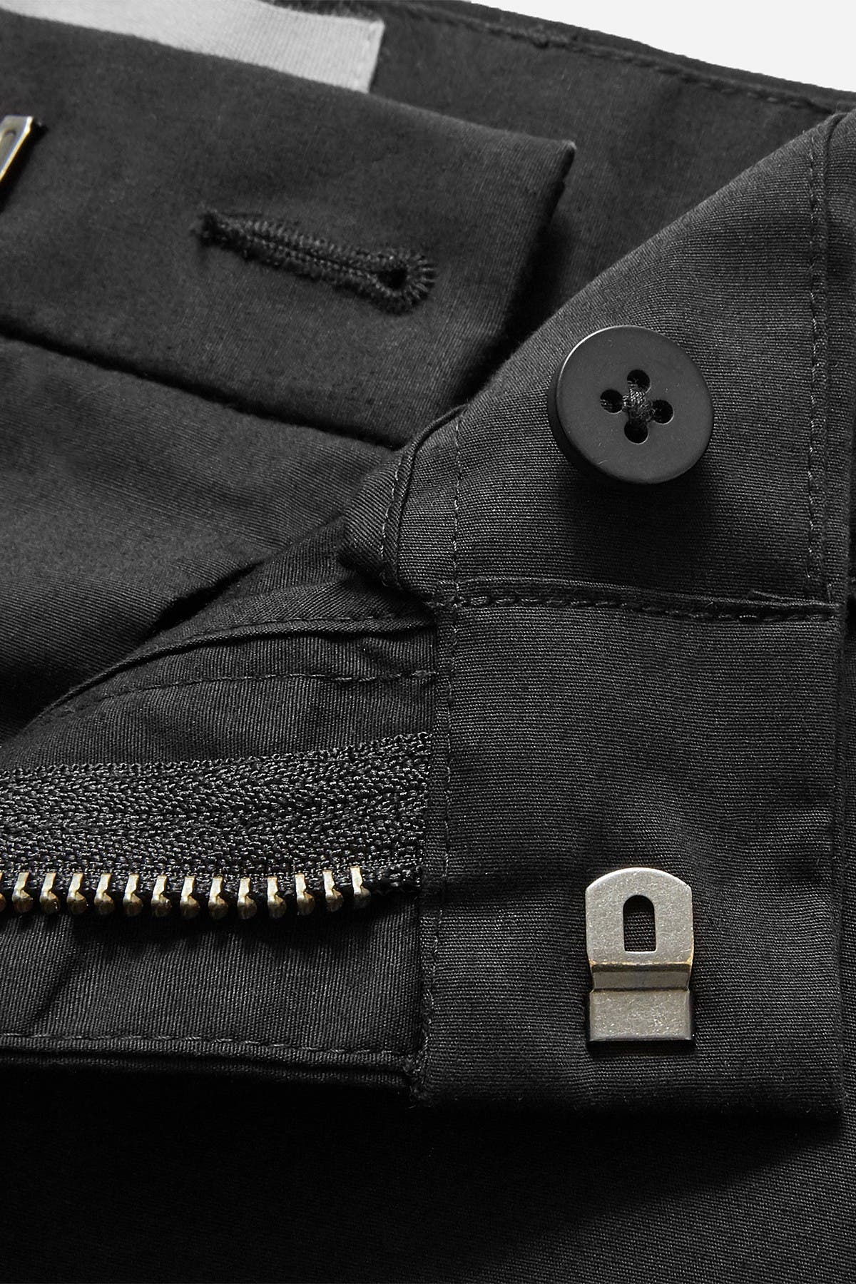 everlane athletic fit