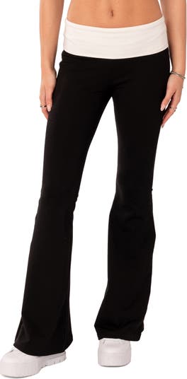 Women's Fold Over Waistband Flare Leggings with Pockets - A New