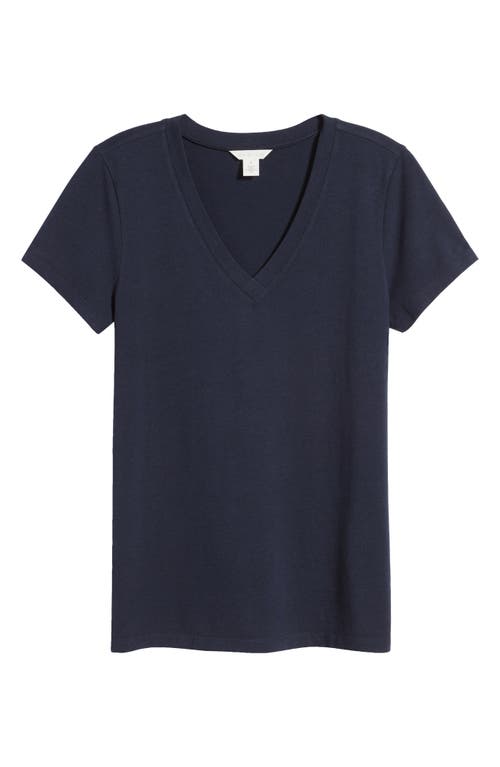 Shop Caslonr Caslon(r) Stretch Cotton Blend V-neck T-shirt In Navy Blazer