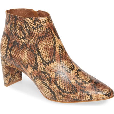 Matisse Crush Bootie, Brown