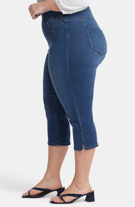 Nydj Dakota Side Slit Pull-on Capri Jeans In Olympus