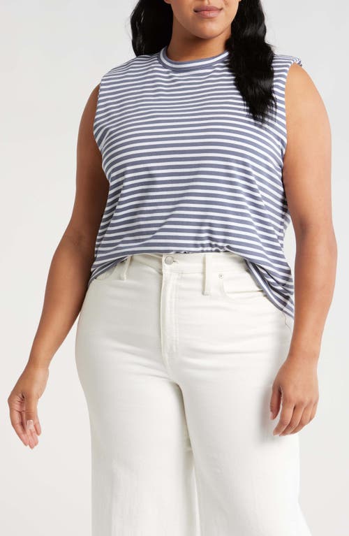 Madewell Structured Shoulder Pad Muscle Tee In Sunfaded Indigo