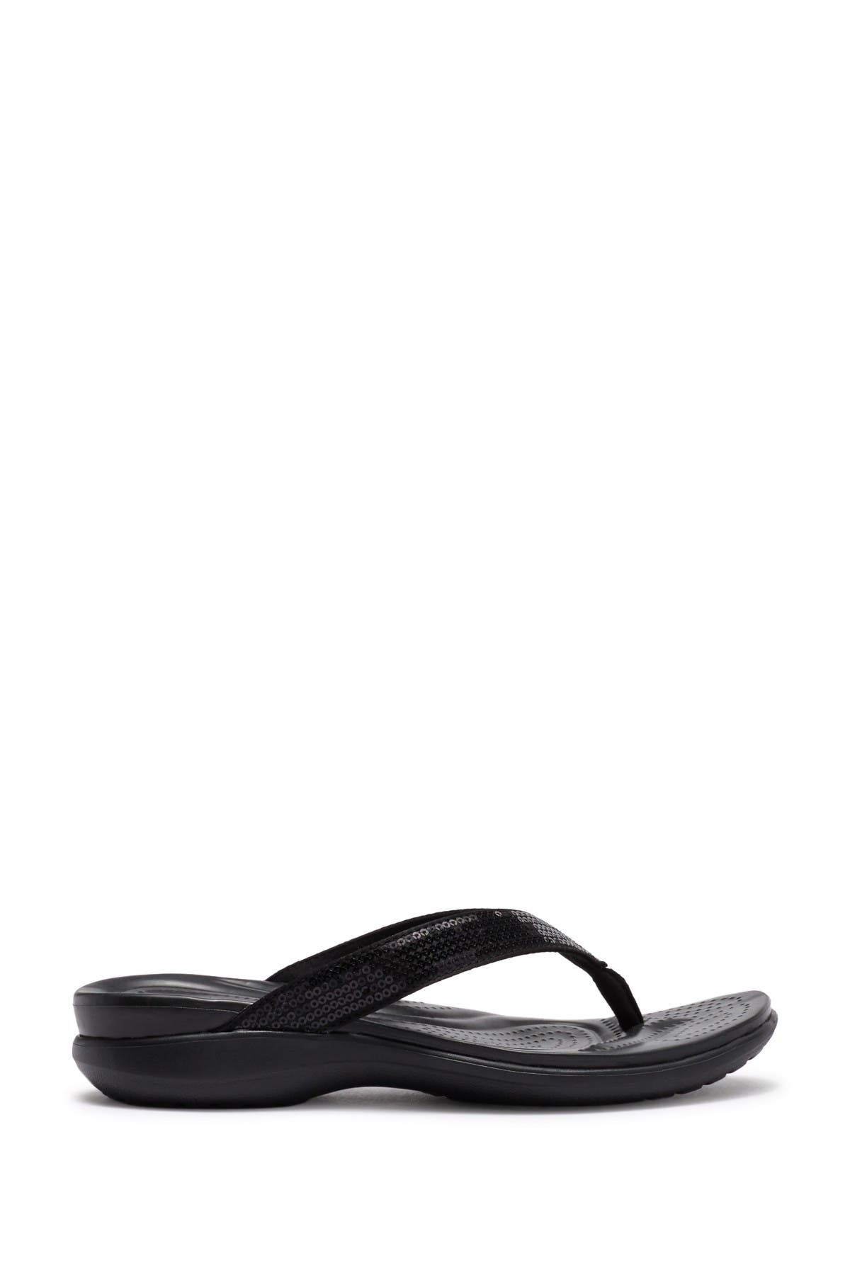 crocs capri v sequin flip flops