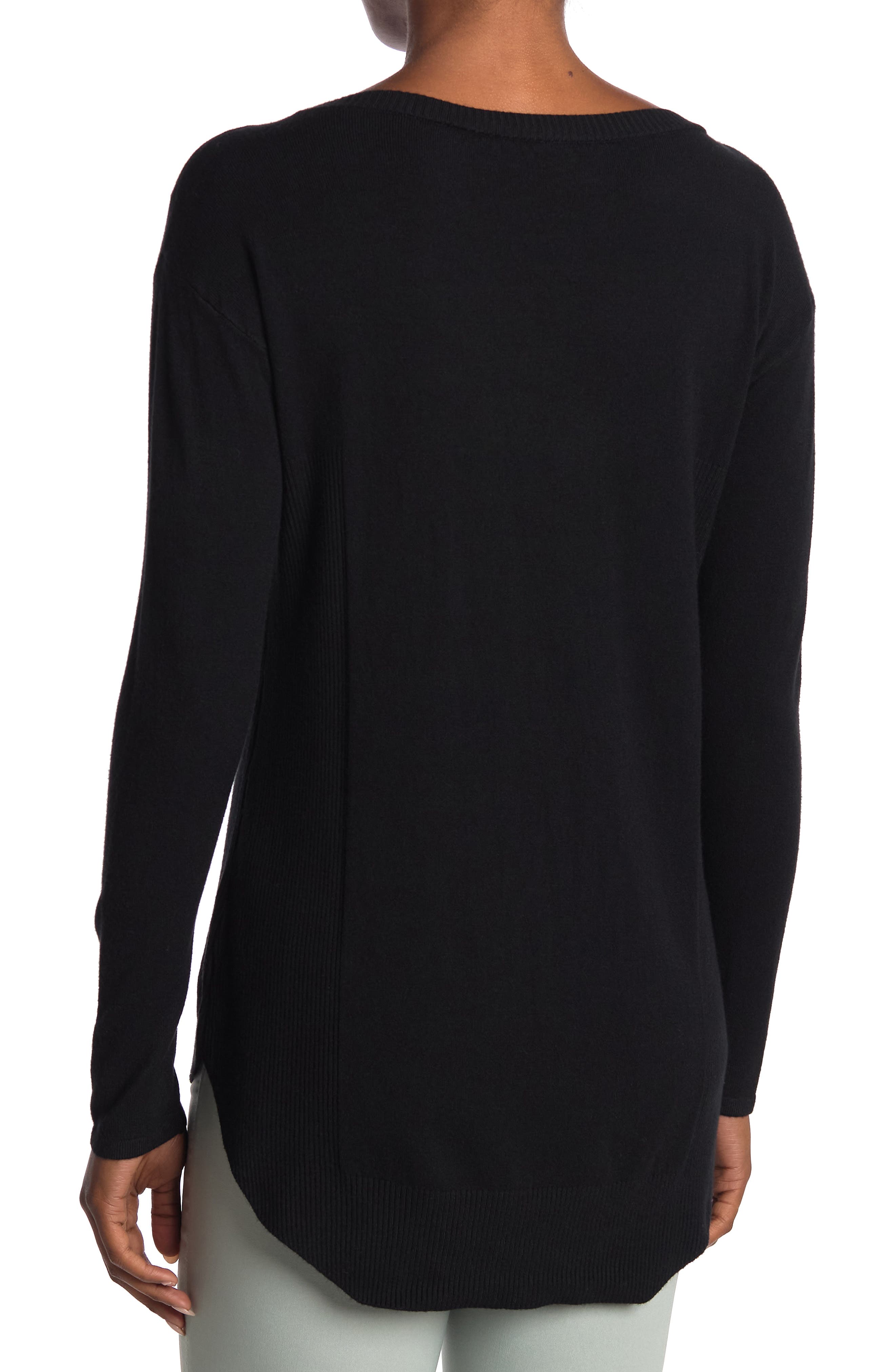 CYRUS Shirt Tail Hem Tunic Sweater 