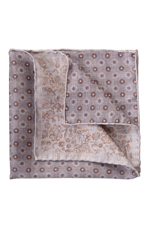 Elizabetta Pascal In Grey And Bronze