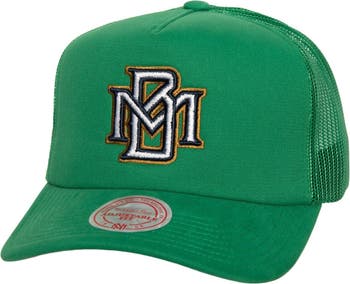 Men's Mitchell & Ness Green Milwaukee Brewers Curveball Trucker Snapback Hat