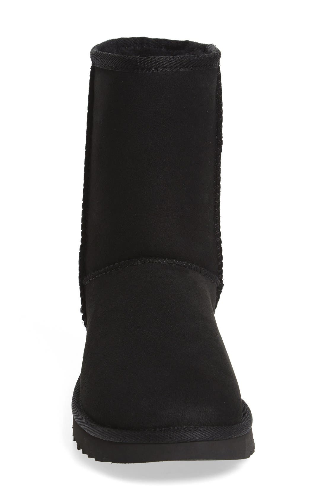 UGG Women's Classic Ii Genuine Shearling Lined Short Boot Brown Size 8 main image 1