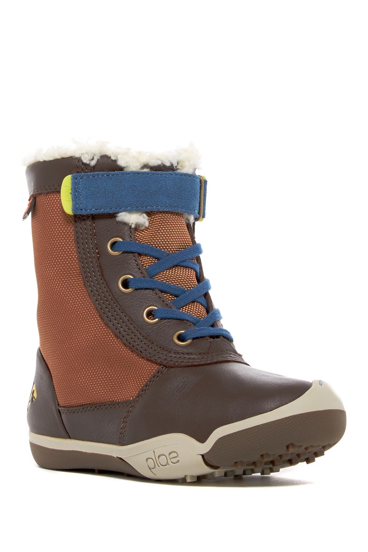 plae hiking boots