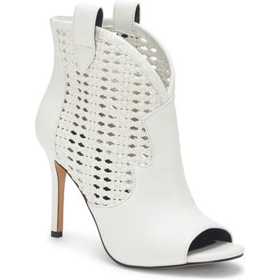 Jessica Simpson Jexell Sandal Bootie, White